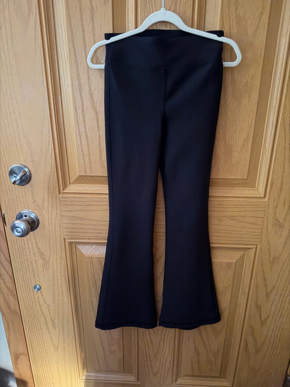 Yogalicious Girls Black Flared Yoga Pants Size M (10)